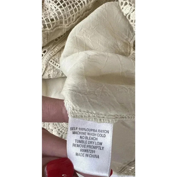 Johnny Was Blouse Tunic Embroidered Womens Size S Lace Boho - Picture 10 of 10